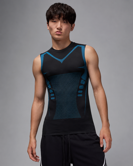 FORMA Crew Neck Tank Top